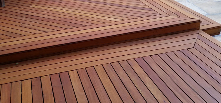 Redwood Decking Material in Sun Valley, CA